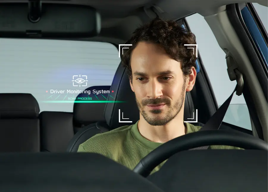 Funcionamiento Driver Monitoring System escaneando rostro de conductor.